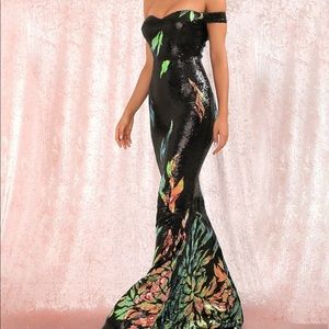 ✨NWT✨ LOVE&LEMONADE Holographic Off Shoulder Fishtail Hem Sequin Dress- Sz Med